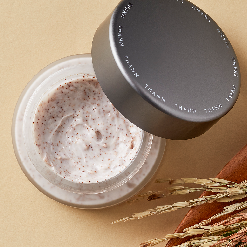 Rice Oatmeal Face Scrub 2
